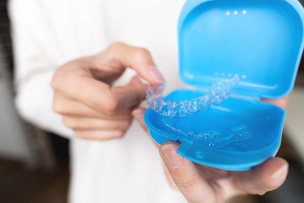 How Do Clear Aligners Work For Teeth Straightening?